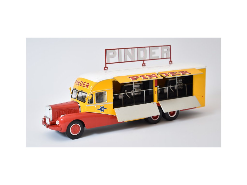 Bernard 28 Electrical Truck Pinder circus 1951 1:43 Direkt