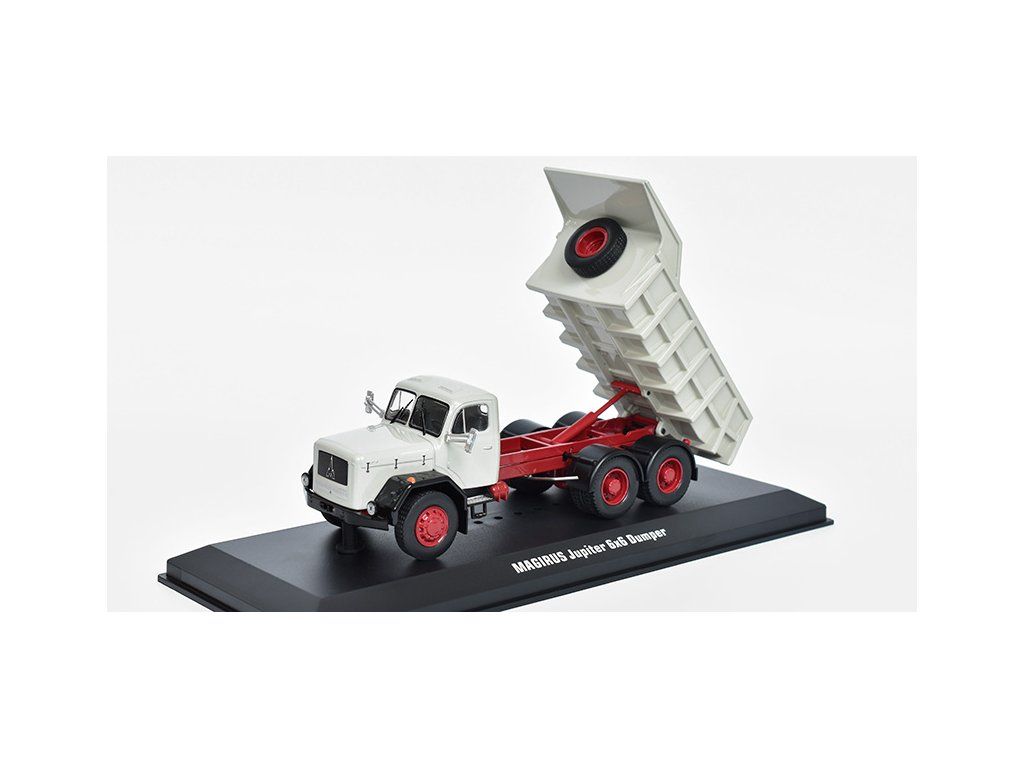 Modèle réduit Magirus Jupiter 6x6, Rouge 1/43 | Ixo