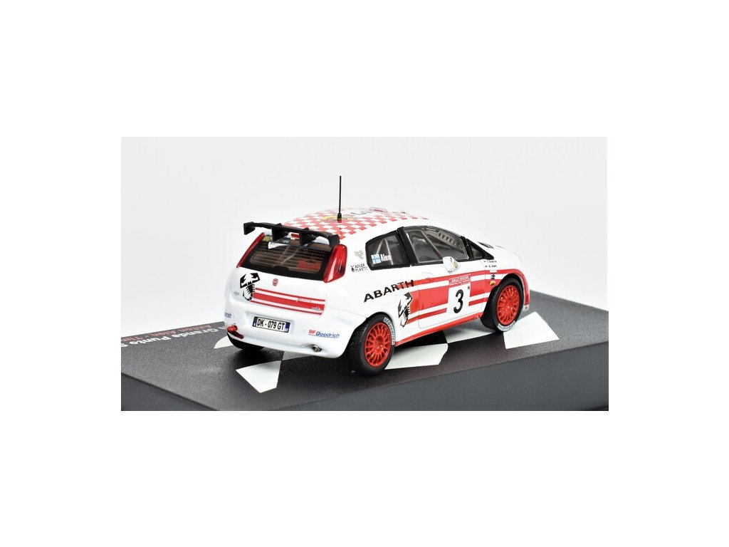 Fiat Abarth Grande Punto S2000 Rally de Russia 1:43 DeAgostini