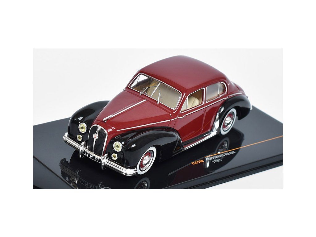 Kit De Montaje CCC 1/43 - Hotchkiss Anjou Berlina 1952