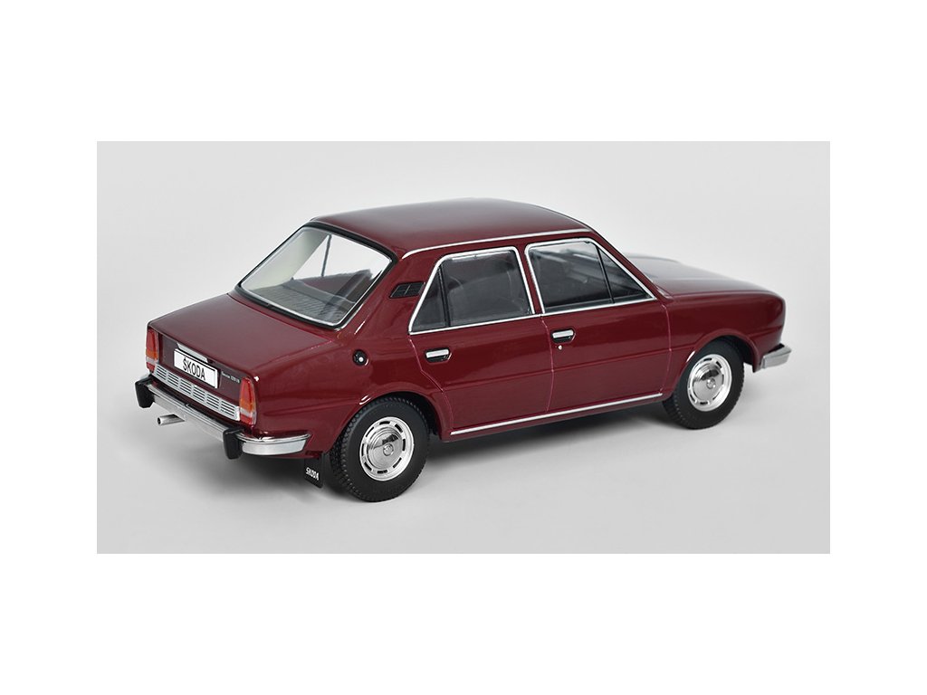 Škoda 120LS 1979 1:18 - TRIPLE9 - Automodels.cz