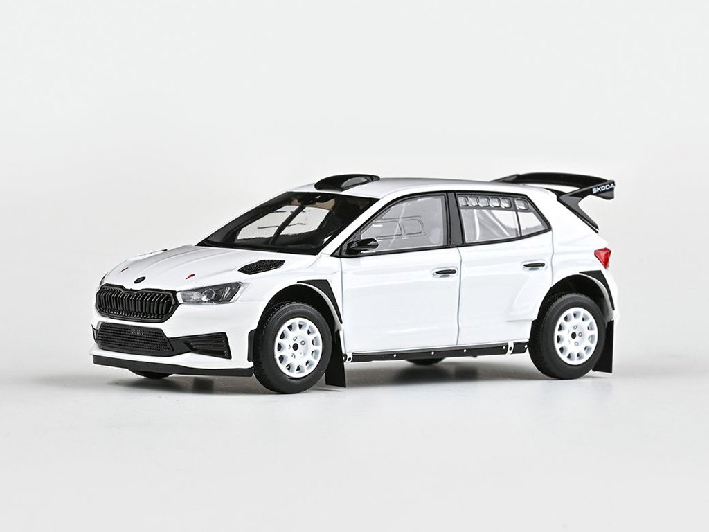 Škoda Fabia IV RS Rally2 2022 Bílá (Šotolinová Kola Type 1) 143 Abrex (3)