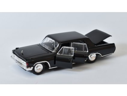 ZIL-117 1:43 Agat časopis s modelem  ZIL 117 - kovová model auta