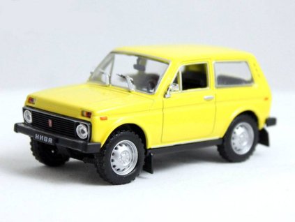 VAZ 2121 Lada Niva 1:43 - Kultovní auta SSSR časopis s modelem #10  VAZ-2121 Lada Niva - kovový model auta