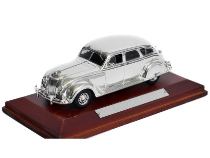 Chrysler Airflow 1:43 - Silver Cars Atlas časopis s modelem  Chrysler Airflow - kovový model auta