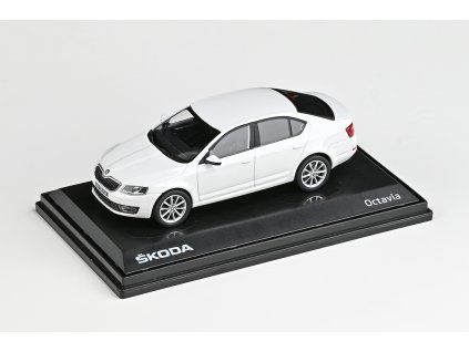 Škoda Octavia IIII 2012 bílá 1:43 - Abrex  Škoda Octavia - kovový model