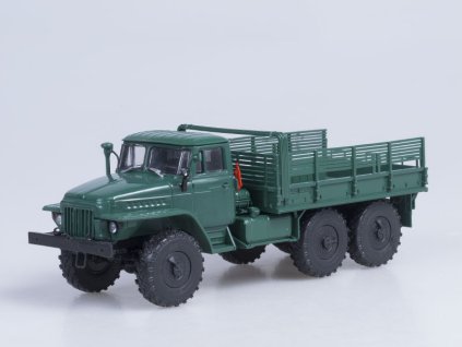 URAL-375D zelený 1:43 - Avtoistoria  URAL 375D - kovový model auta