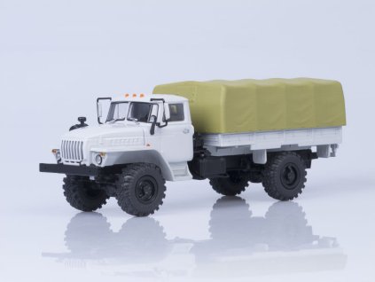 URAL-43206 4x4 1:43 - Avtoistoria  URAL 43206 - kovový model auta