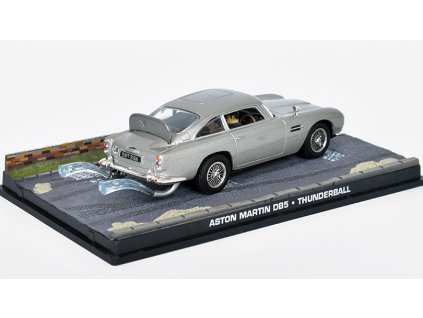 Aston Martin DB5 model s figurkami James Bond 007 1:43 časopis s modelem  Aston Martin DB5 - kovový model auta