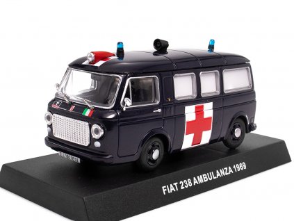 Fiat 238 Ambulance 1969 143 DeAgostini časopis s modelem