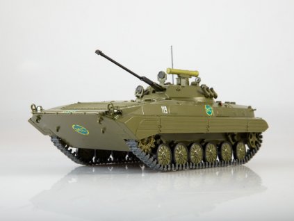 BMP-2 - 1:43 - Naše Tanky Časopis s modelem #29  BMP-2 - kovový model tanku