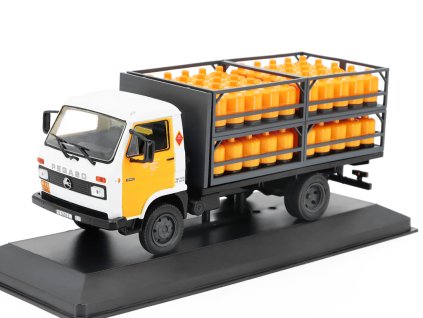 Pegaso EKUS Repsol Butano TRUCK 1988 143 časopis s modelem (2)