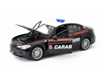 Alfa Romeo Giulia Carabinieri 2015 1:24 - BBurago  Alfa Romeo Giulia Carabinieri 2015 - kovový model auta