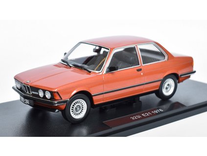 BMW 3-series 323i E21 1978 1:18 - KK-Scale  BMW 3 series 323i E 21 1978 1:18 - kovový model auta