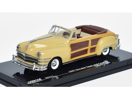 Chrysler Town and Country 1947 1:43 - VITESSE  Chrysler Town and Country - kovový model