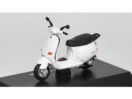 Vespa ET4 125 1996 1:32 - Piaggio  Vespa ET4 125 1996 - model motorky