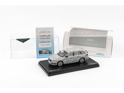 Škoda Octavia IV Combi (2020) 1:43 - Maskovaný Prototyp - Abrex  Škoda Octavia 4 - kovový model