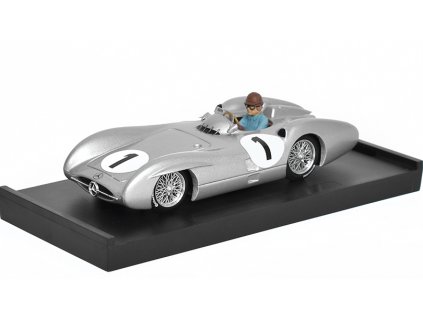 Mercedes W196C #1 s figurkou J.M.Fangio - 1954 1:43 - Brumm  Mercedes-Benz W 196 ? No.1 - 1954 - kovový model auta