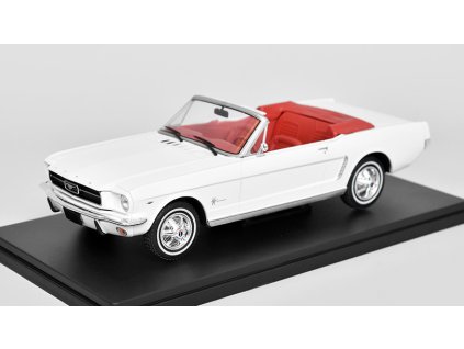 Ford Mustang 1965 1:24 - Atlas časopis s modelem  Ford Mustang 1965 - kovový model auta