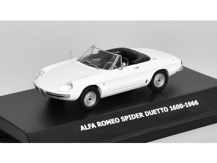 Alfa Romeo Spider Duetto 1600-1966 1:43 bílá - Maxi Car  Alfa Romeo Spider Duetto 1600-1966 - model auta