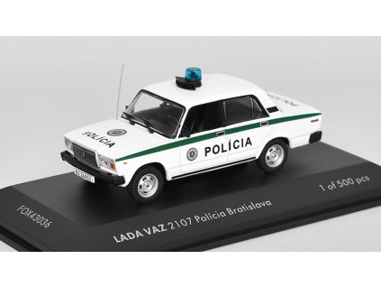 VAZ 2107 Policie Bratislava 1:43 - FoxToys  VAZ-2107 Policía Bratislava - kovový model auta
