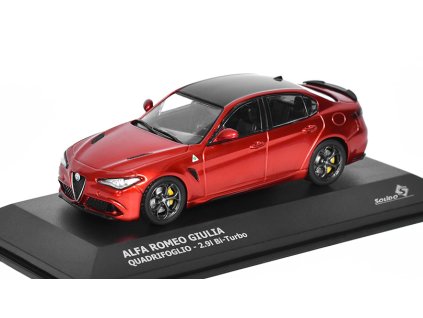 Alfa Romeo Giulia Quadrifoglio 2.9l Bi-Turbo 2016 červená 1:43 - Solido  Alfa Romeo Giulia Quadrifoglio 2.9l BiTurbo 2016 - kovový model