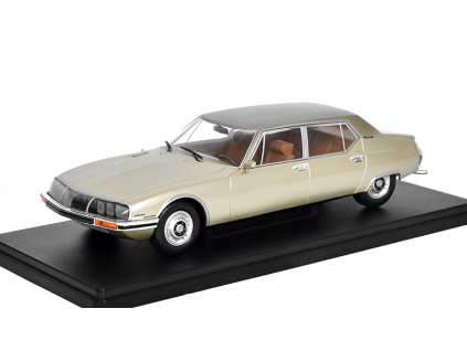 Citroen SM Opera 1971 1:24 Hachette časopis s modelem  Citroen SM Opera 1971 - kovový model