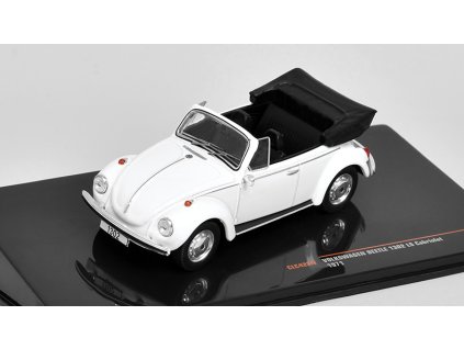 Volkswagen Beetle 1302 LS 1971 1:43 - IXO Models  VW Beetle 1302LS Convertible 1971 - kovový model auta