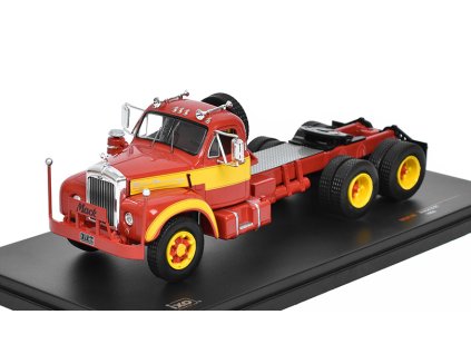 Mack B 61 1953 1:43 - IXO Models  Mack B61 - 1953 - kovový model auta
