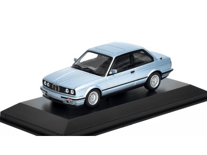 BMW 3-Series E30 1986 1:43 - Minichamps  BMW 3 Series E 30 - kovový model auta