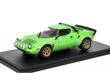 Lancia Stratos HF 1:24 - WhiteBox  Lancia Stratos HF - kovový model auta