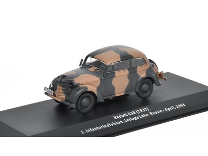OPEL Kadett K38 Spezial 1943  1:43 - časopis Samochody Wojskowe s modelem #41  Kadett K-38 Ladoga Russia 1943 - kovový model auta