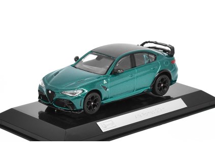 Alfa Romeo GTAm 2020 zelená 1:43 - Bburago  Alfa Romeo Giulia GTAm 2020 - kovový model auta