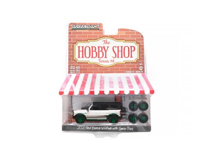 Ford Bronco Wildtrak 2021 The Hobby Shop zelená kola 1:64 - GreenLight  Ford Bronco Wildtrak 2021 + Spare Tires (green) The Hobby Shop - kovový model 1/64
