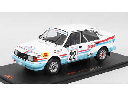 Škoda 130LR #22 Rally Acropolis 1986 1:18 - IXO Models  Škoda 130LR - kovový model
