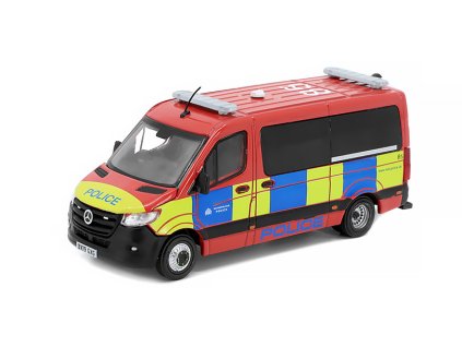 Mercedes-Benz Sprinter UK Police 1:64 - Era Car  Mercedes Sprinter 2021 Policie Británie - kovový model auta 1/64