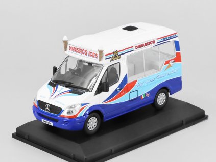 Mercedes Whitby Mondial Dimascio's Ice Cream Van 143 Oxford (2)