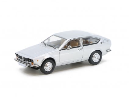 Alfa Romeo Alfetta GT šedá 187 Premium ClassiXXs (2)
