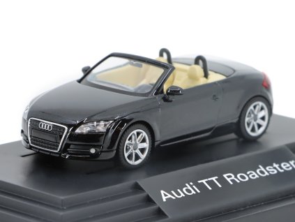 Audi TT Roadster černá 187 Audi Official Scale Model (2)
