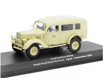 Ford Fordson WOA2 Royal Australian Air Force Egypt 1942 143 časopis Samochody Wojskowe s modelem #75 (3)