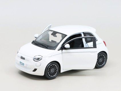 Fiat 500e 2023 bilý 1:24 - Bburago  Fiat 500e - kovový model
