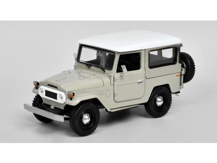 Toyota FJ40 Hardtop Land Cruiser 1:24 - MOTORMAX  Toyota FJ40 Hardtop Land Cruiser - kovový model auta
