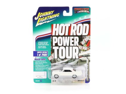 Chevrolet Nova SS 1966 1:64 - Johnny Lightning  Chevrolet Nova SS - sběratelský model autá 1/64