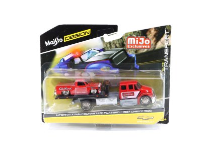 International Durastar Flatbed + Chevy 1500 1987 1:64 - Maisto  International Durastar Flatbed s Chevy 1500 - kovový model 1/64