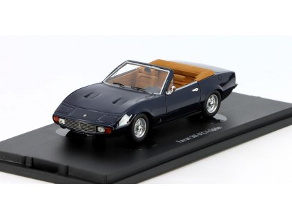 Ferrari 365 GTC/4 Spider 1971 1:43 Autocult/Masterpiece Ferrari 365 GTC/4 Spider - kovový model auta