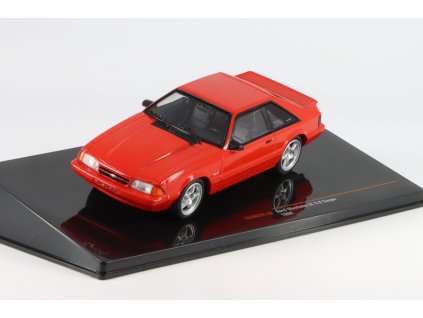 Ford Mustang III 1992 1:43 - IXO Models  Ford Mustang - kovový model