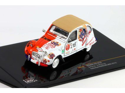 Citroen 2CV Paris-Pekin IST design 1:43 - IXO models  Citroen 2CV - kovový model