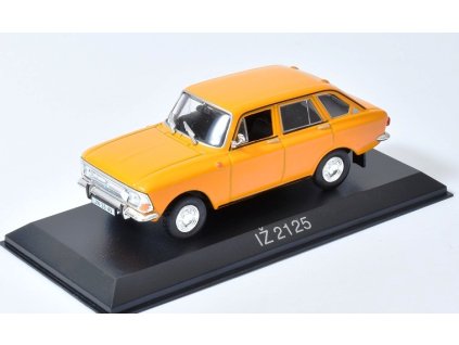 IŽ 2125 Moskvič 1:43 - DeAgostini Legendás automói časopis s modelem  IŽ-2125 - kovový model