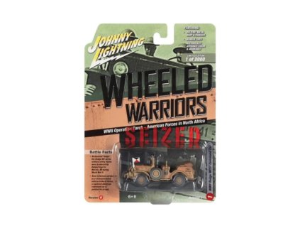 Dodge WC57 Command Car zaprášený 1:64 - Johnny Lightning  Dodge WC57 - sběratelský model