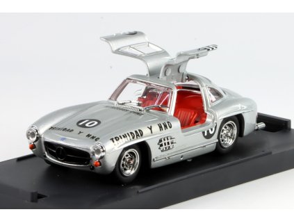 Mercedes-Benz 300 SL #10 Gullwing 1957 1:43 - Bang  Mercedes-Benz 300 SL - kovový model